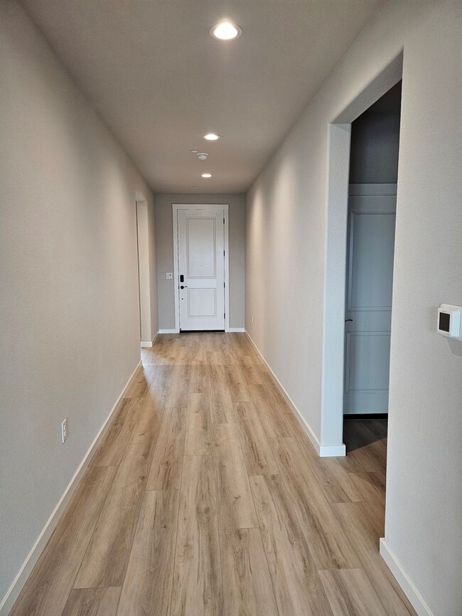 Building Photo - BRAND NEW BUILT HOME!!! 3 BEDROOM 2 BATH