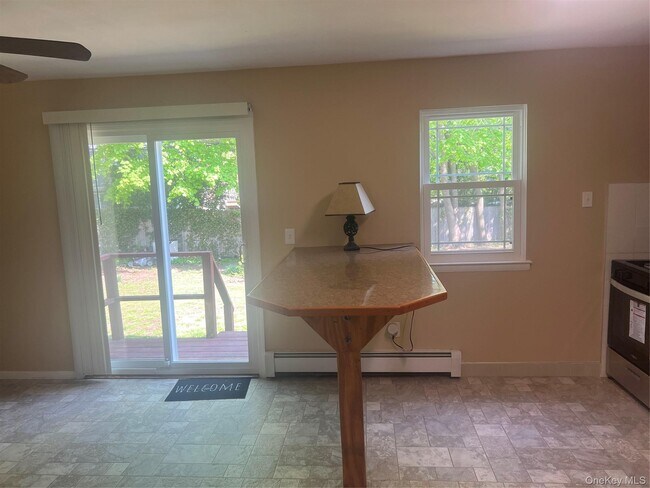 Building Photo - 11 Park Manor Ct