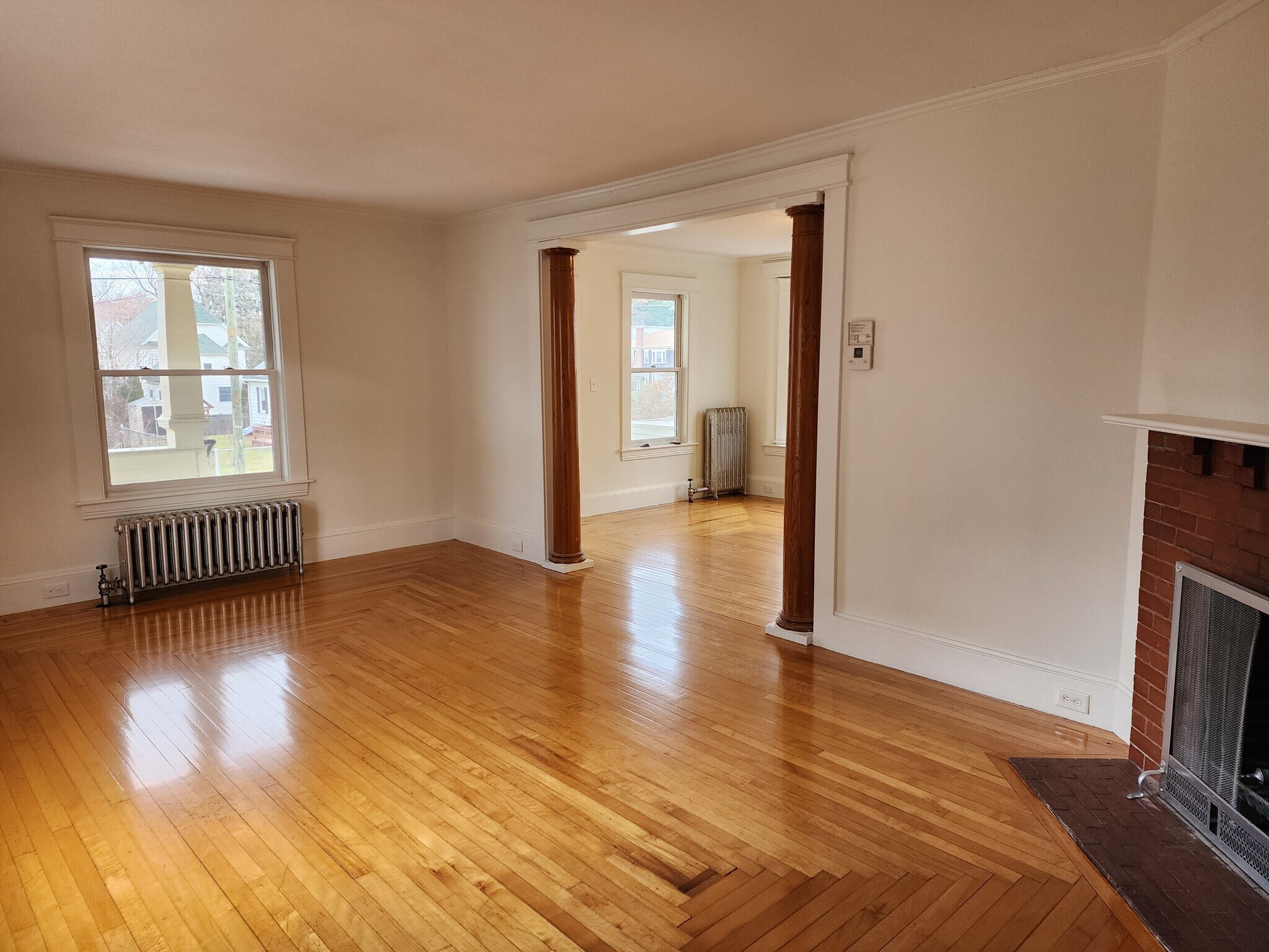 Building Photo - 33 Lodge St