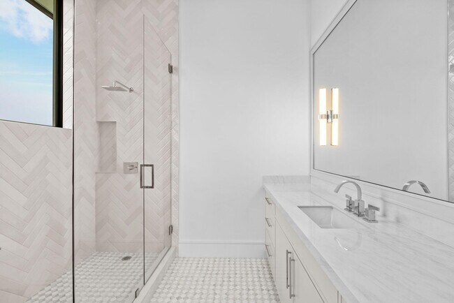 Building Photo - 2085 Vitex Ln