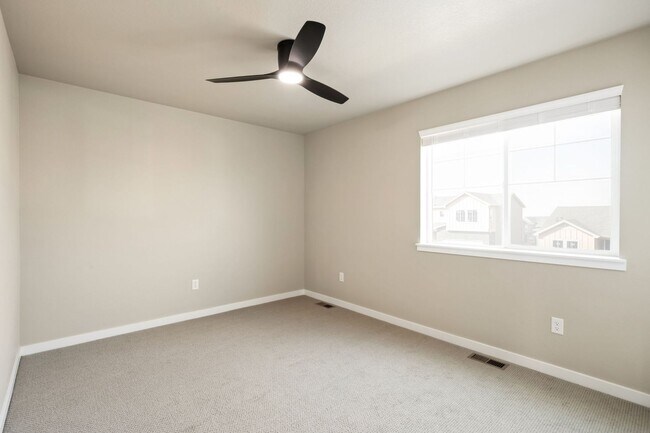 Building Photo - New 3-Bed, 2.5-Bath House with 2-Car Garage in Johnstown Farms