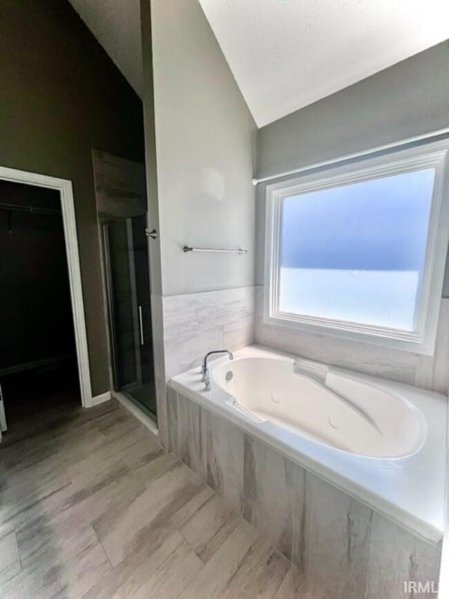 Building Photo - 8933 Shadow Ridge Dr