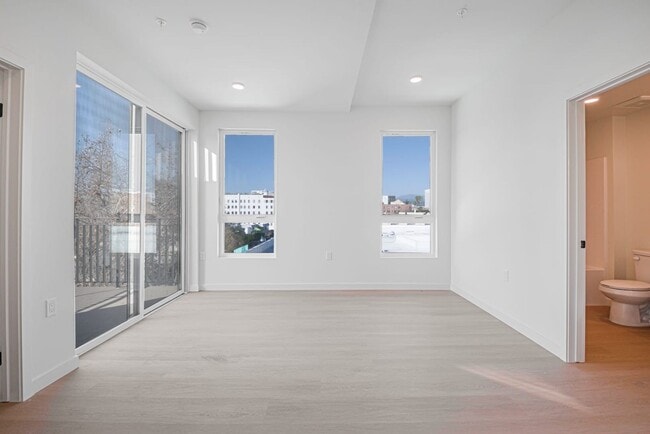 Building Photo - Welcome to the Gramercy