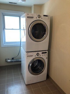 Building Photo - 515 S Fess Ave