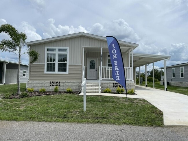 Primary Photo - 34616 Ballyhoo Dr