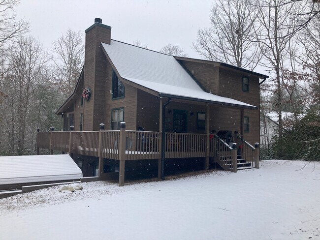Building Photo - 274 Henson Rd