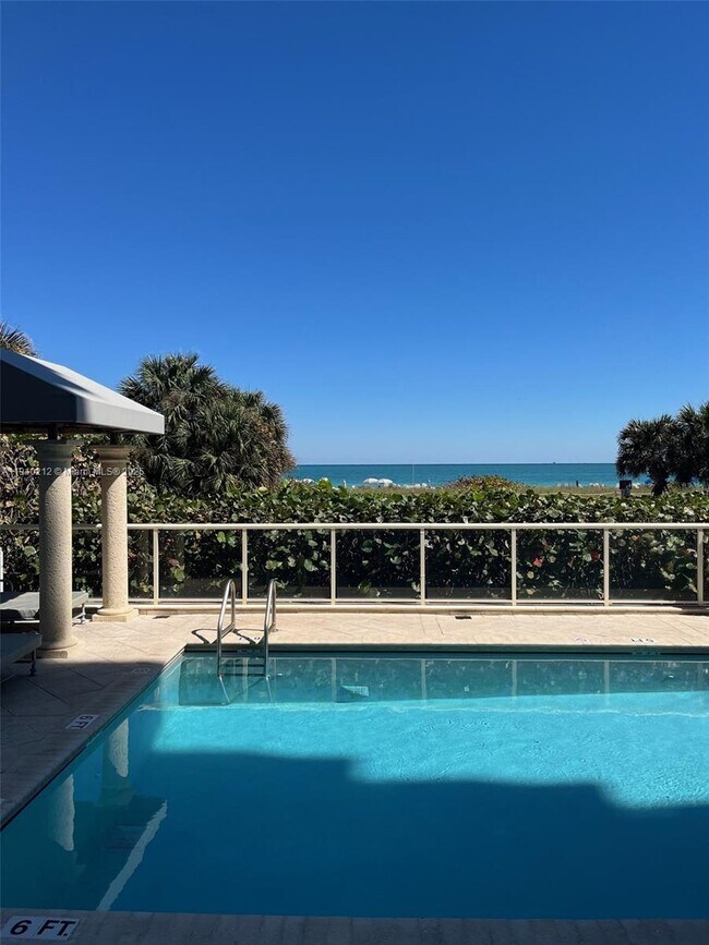 Building Photo - 9499 Collins Ave