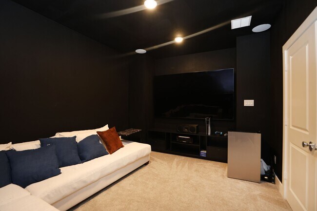 Building Photo - 25003 Rainflower Creek Ln
