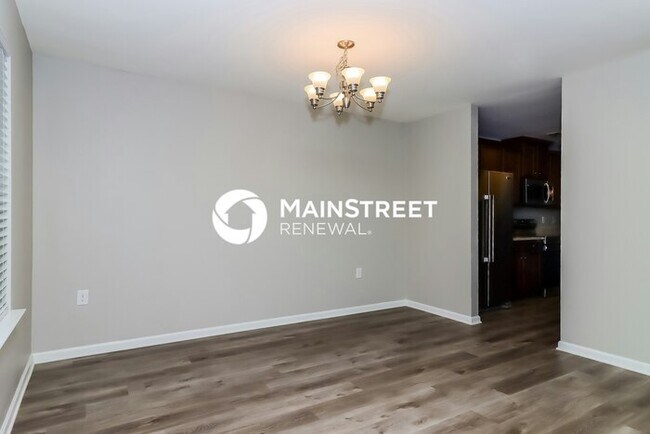 Building Photo - 4 Bedroom Pet-Friendly Home in Dallas, NC with Main Street Renewal