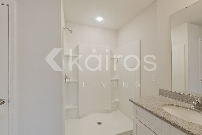 Building Photo - 154 Metalmark Dr