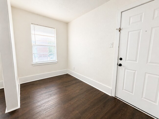 Building Photo - 6833 Avenue C