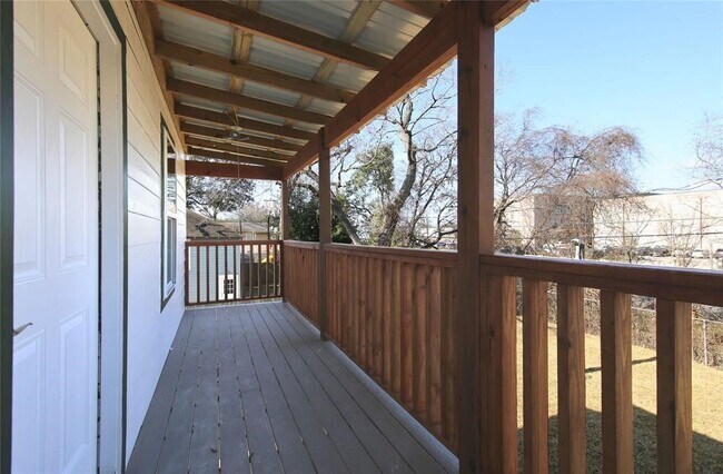 Building Photo - 4445 Rusk St