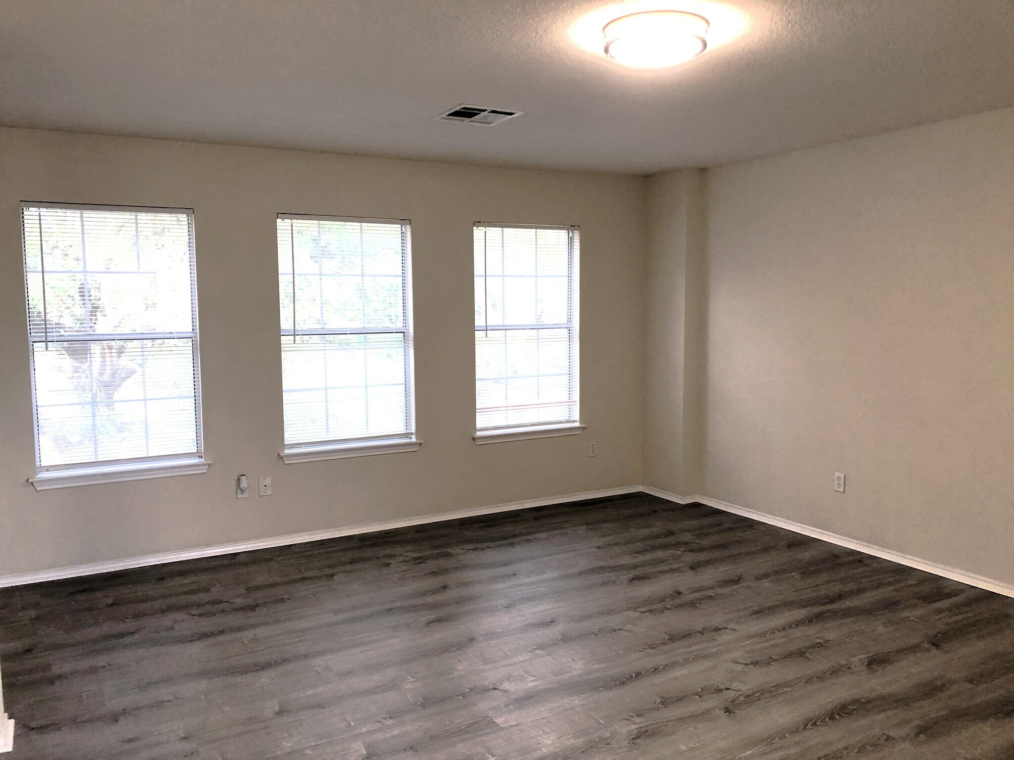Upstairs Game Room - 5805 Speyside Dr