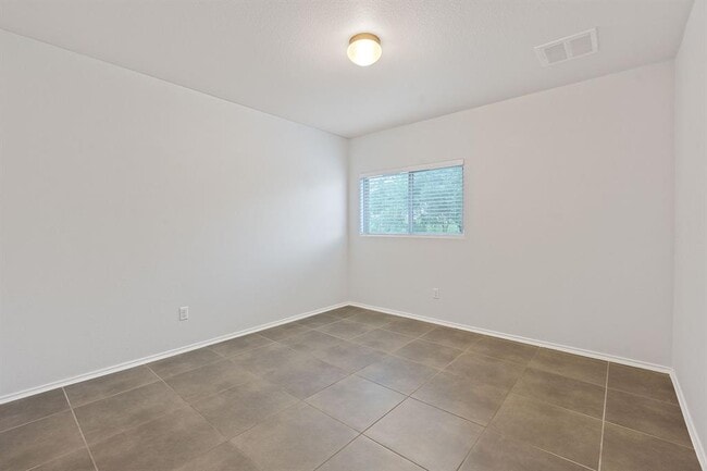 Building Photo - 6224 Aviara Dr