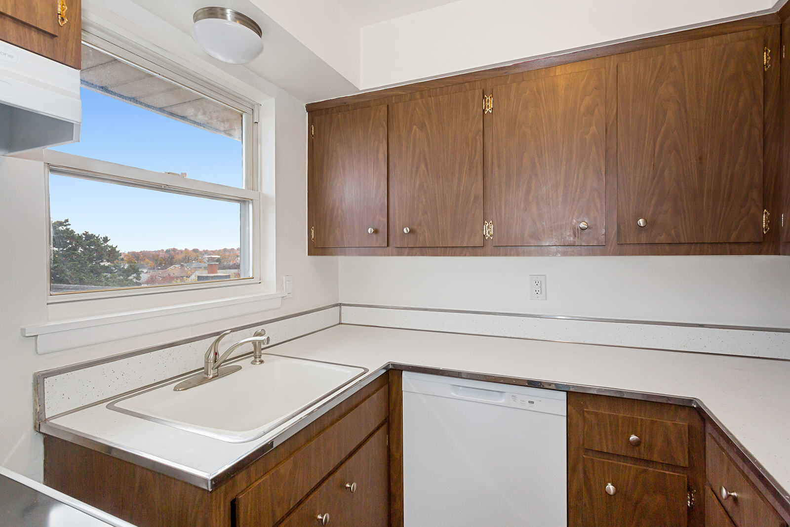 Building Photo - 145 Arnot St