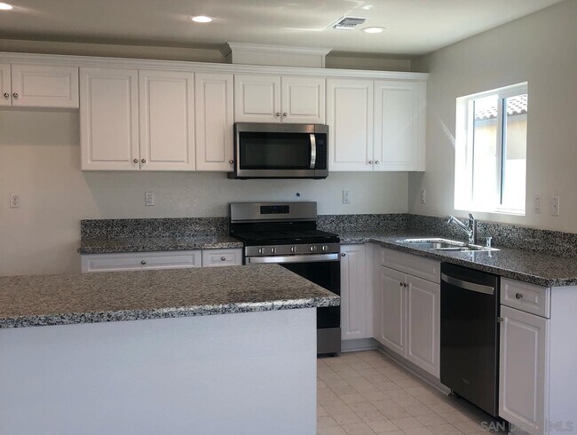 Building Photo - 32380 Wild West Ct