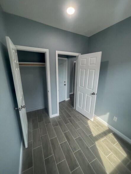 Building Photo - 213 Martin Luther King Jr Dr