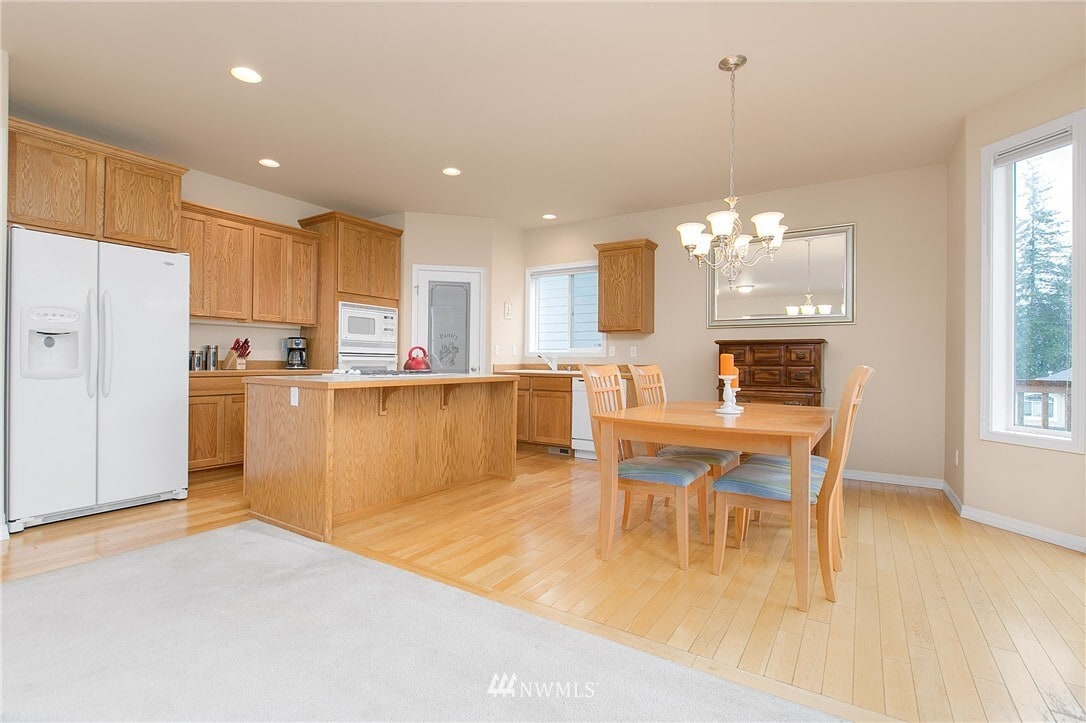 Building Photo - 13607 NE 202nd St