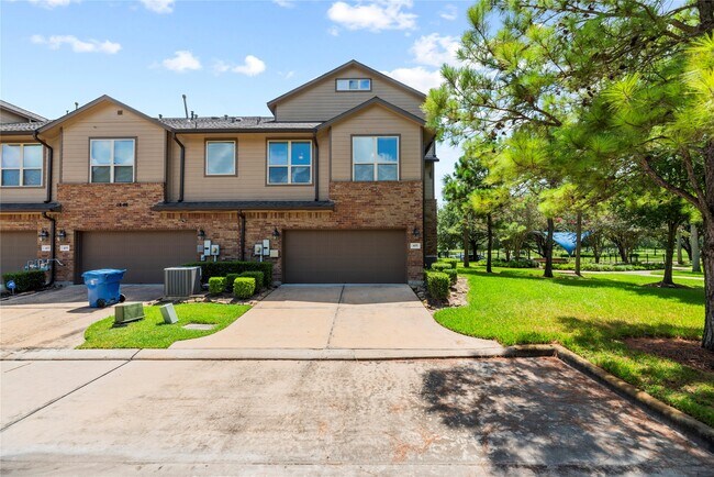 Building Photo - 403 Marina View Dr