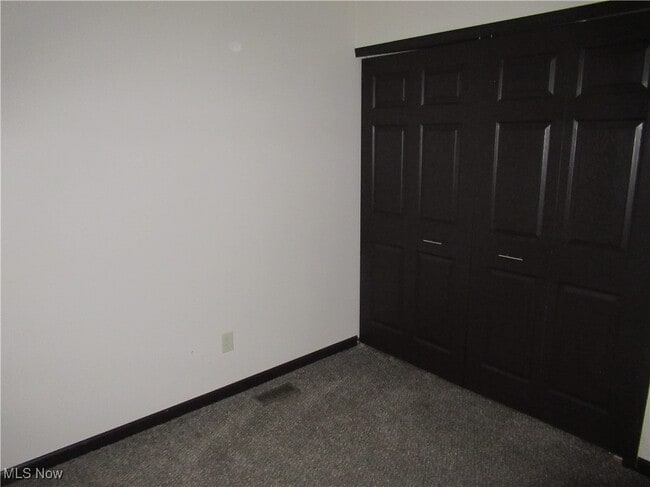 Building Photo - 6525 Seneca Trail