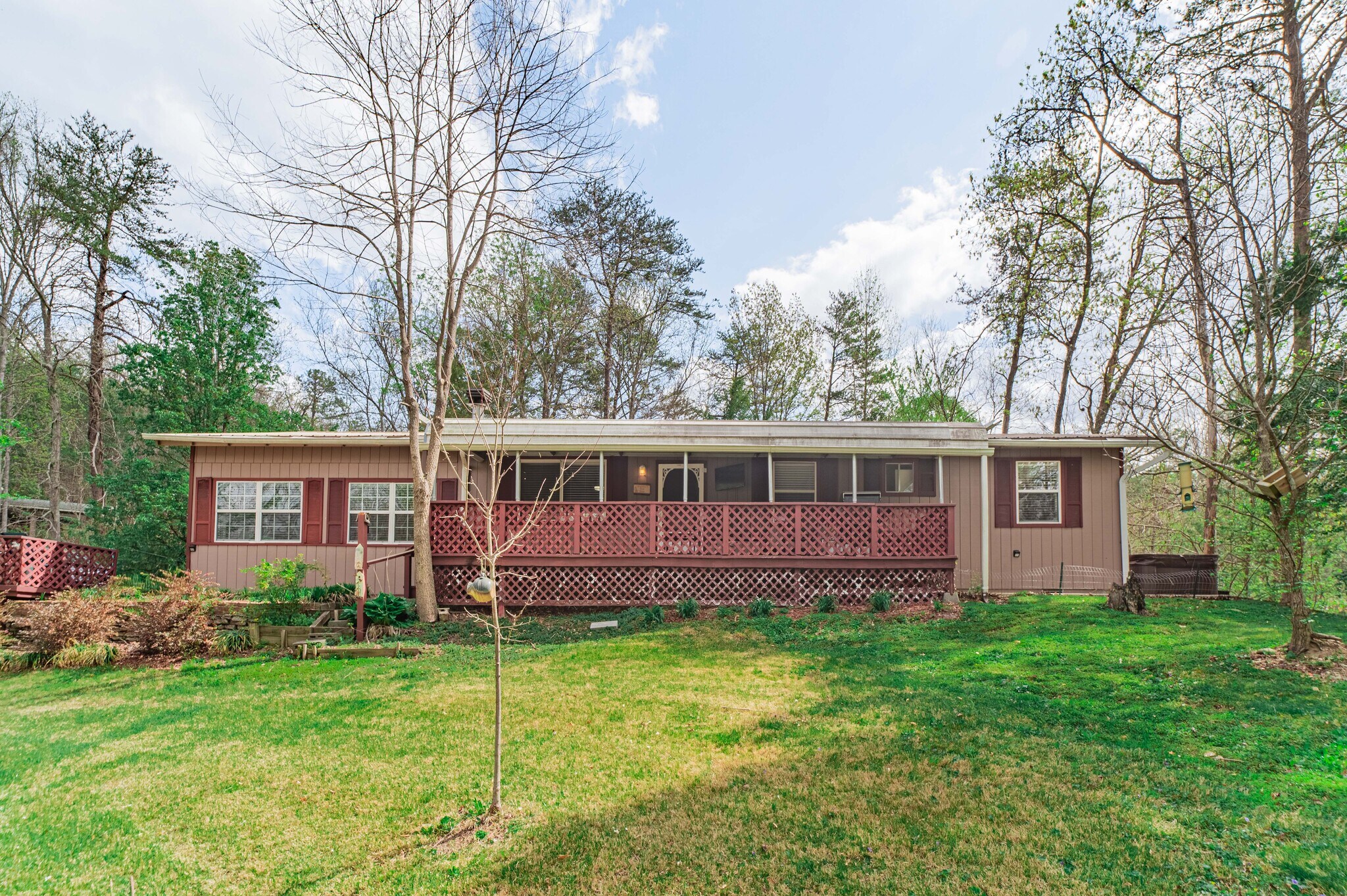 Building Photo - 1748 Paulas Huskey Cir
