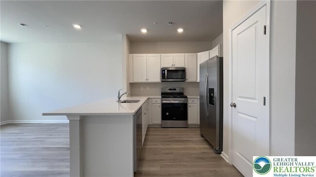 Building Photo - 1248 Martin Rd