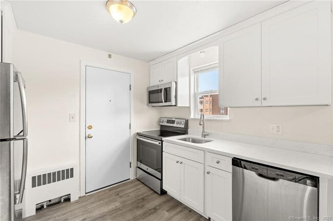 Building Photo - 30 Arnold Way