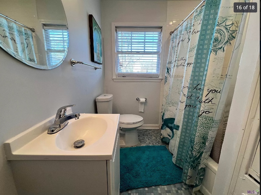 Building Photo - 911 S 12th St