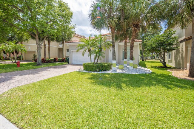 Building Photo - 139 2 Pine Dr