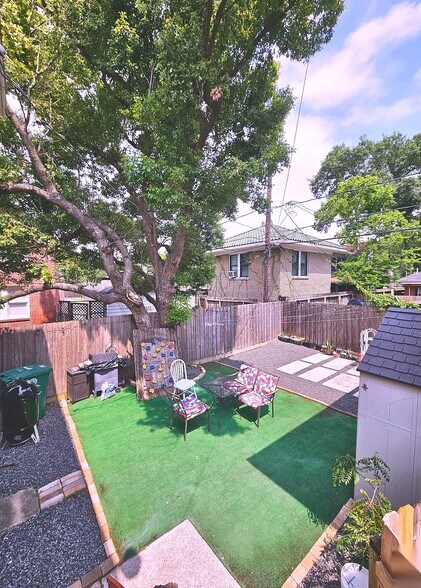 Building Photo - 4305 Polk St