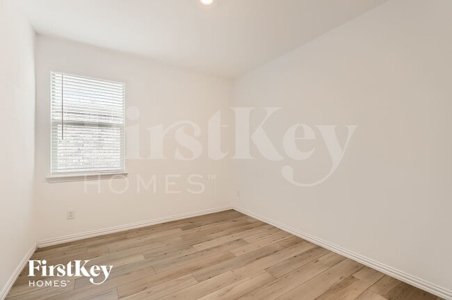 Building Photo - 5233 Rockrose Ln