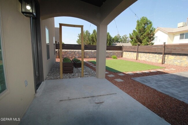 Building Photo - 509 Cedarwood Dr