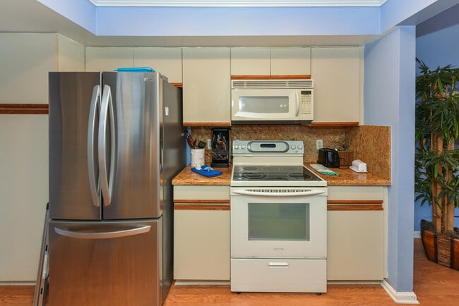Building Photo - 209 Ocean Dunes Cir