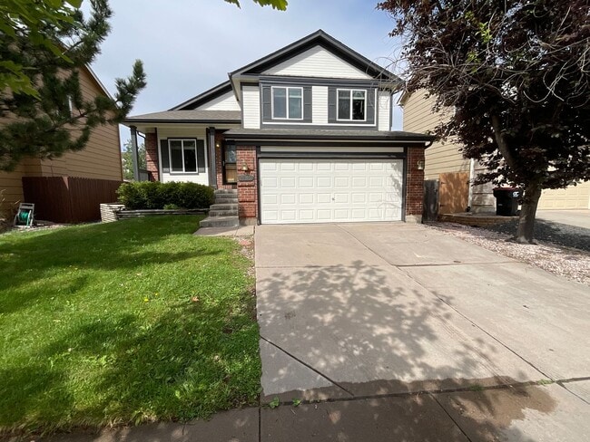 Building Photo - 5 Bedroom Home Available Near Briargate Pkwy & Austin Bluffs Pkwy!