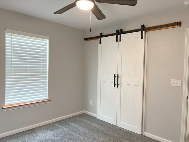 Building Photo - 1948 FM 1163 Rd