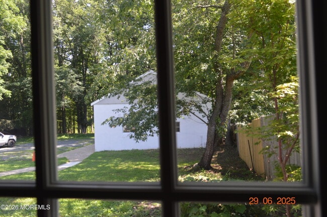 Building Photo - 14 Homestead Ln