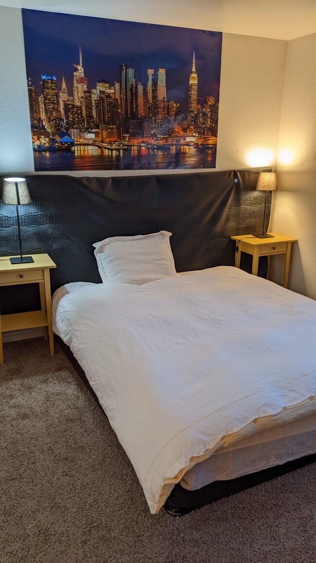 Building Photo - 17580 NW Springville Rd