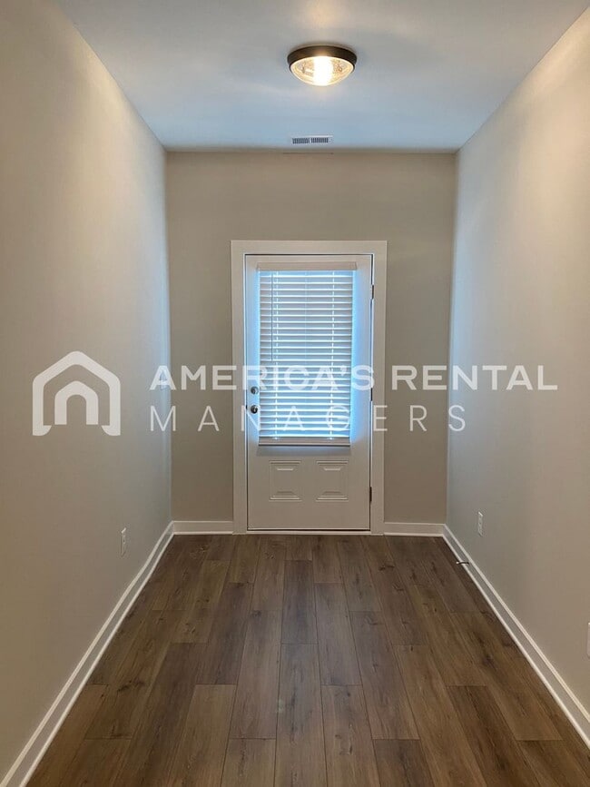 Building Photo - Home for Rent in Thorsby, AL!!! Available to View Now!!!