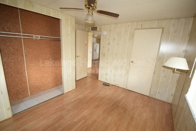 Building Photo - 1567 Longbow Dr