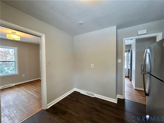 Building Photo - 2000 Milbank Rd