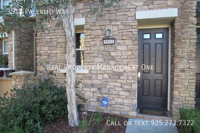 Building Photo - 3512 Palermo Way
