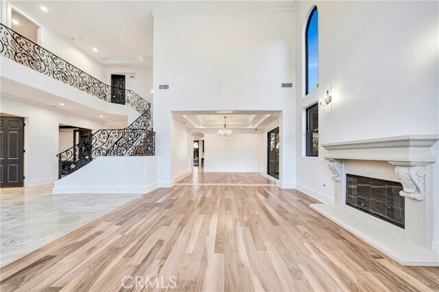 Building Photo - 4165 Elm View