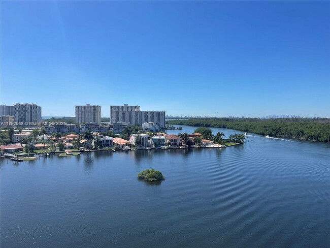 Building Photo - 400 Sunny Isles Blvd