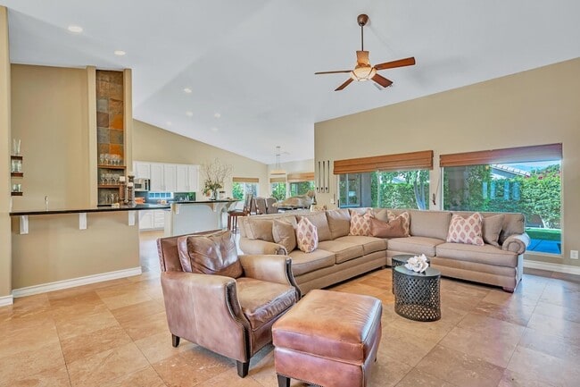 Building Photo - 45607 Pelican Hill Ct