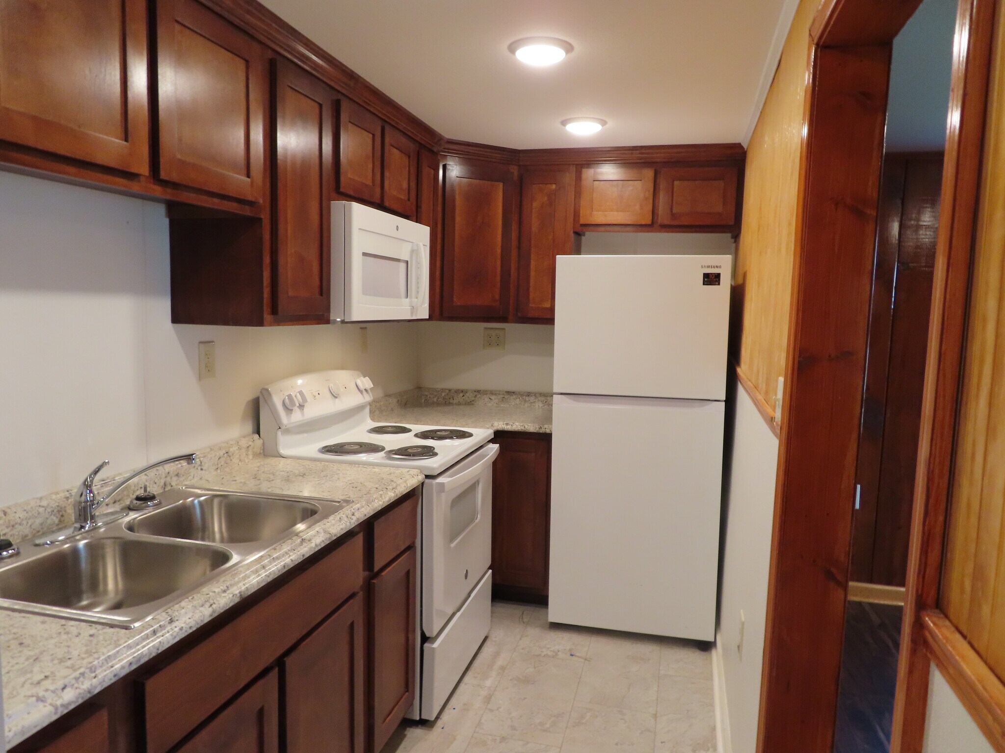 Building Photo - 15091 Fort Campbell Blvd