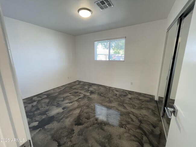 Building Photo - 3416 N 37th St