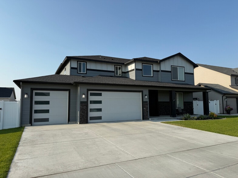 Primary Photo - 4712 W Merlin St