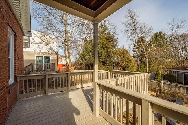 Building Photo - Start the New Year in a new home! This FULLY RENOVATED 3-bedroom in Penn Hills is ready and waiti...