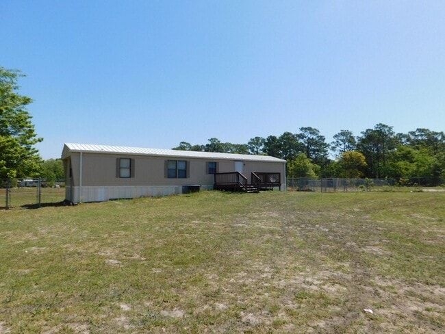 Building Photo - 358 White Oak Dr