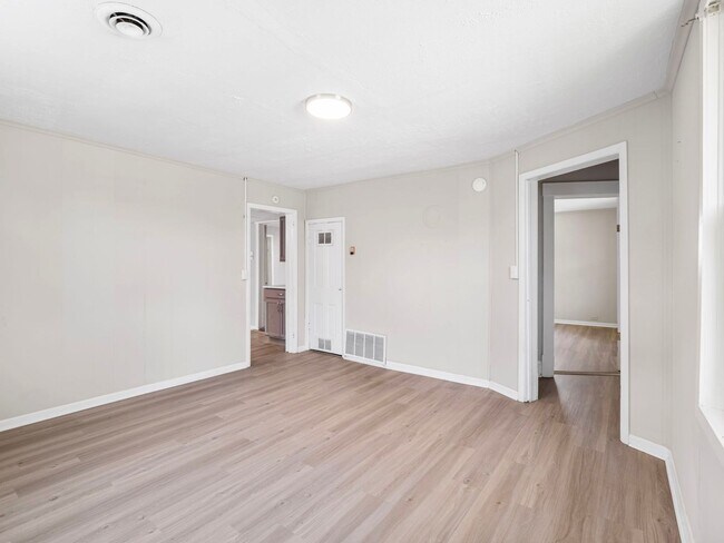 Building Photo - 2BR/1BA House for Rent in Norwich Neighborhood